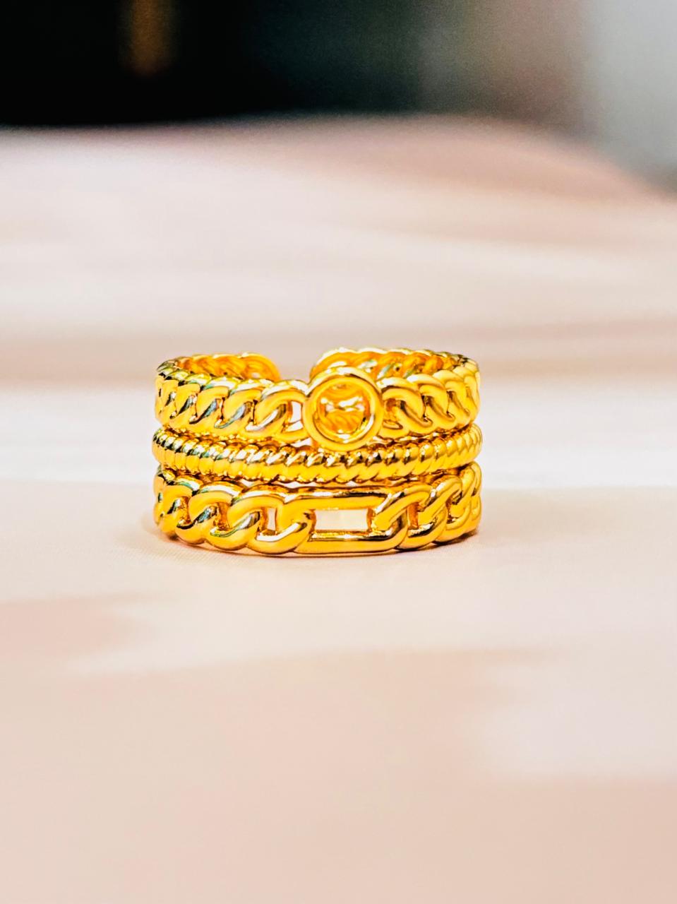 GOLDEN LAYER ME RING