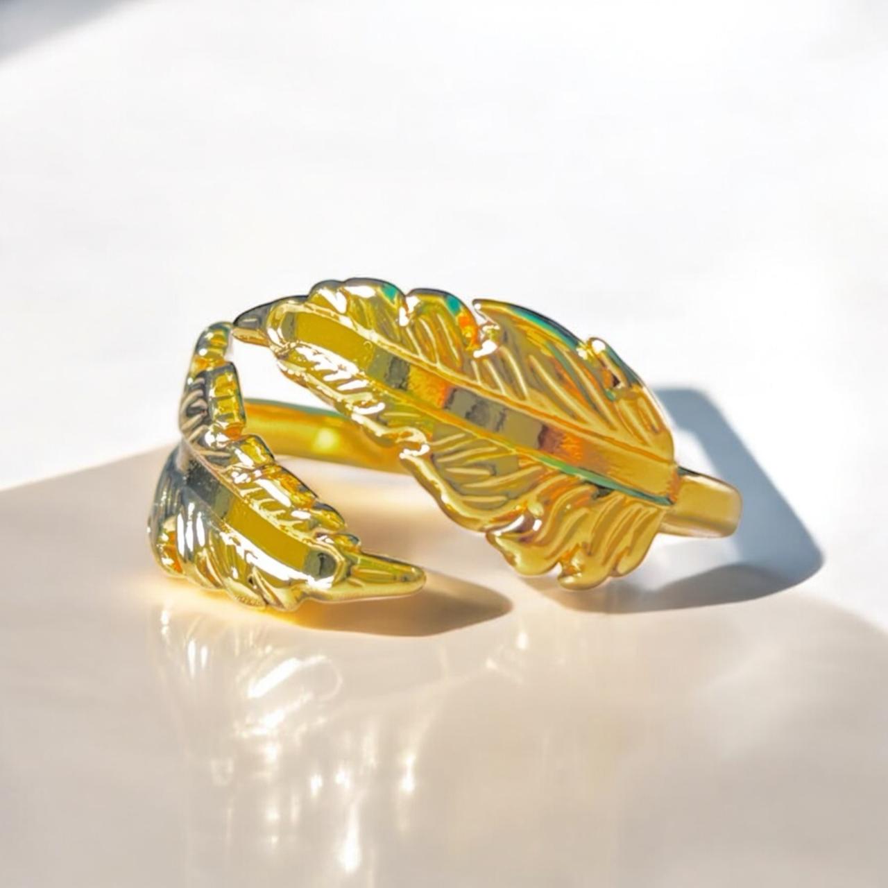 GOLDEN LEAF INSPIRED RING