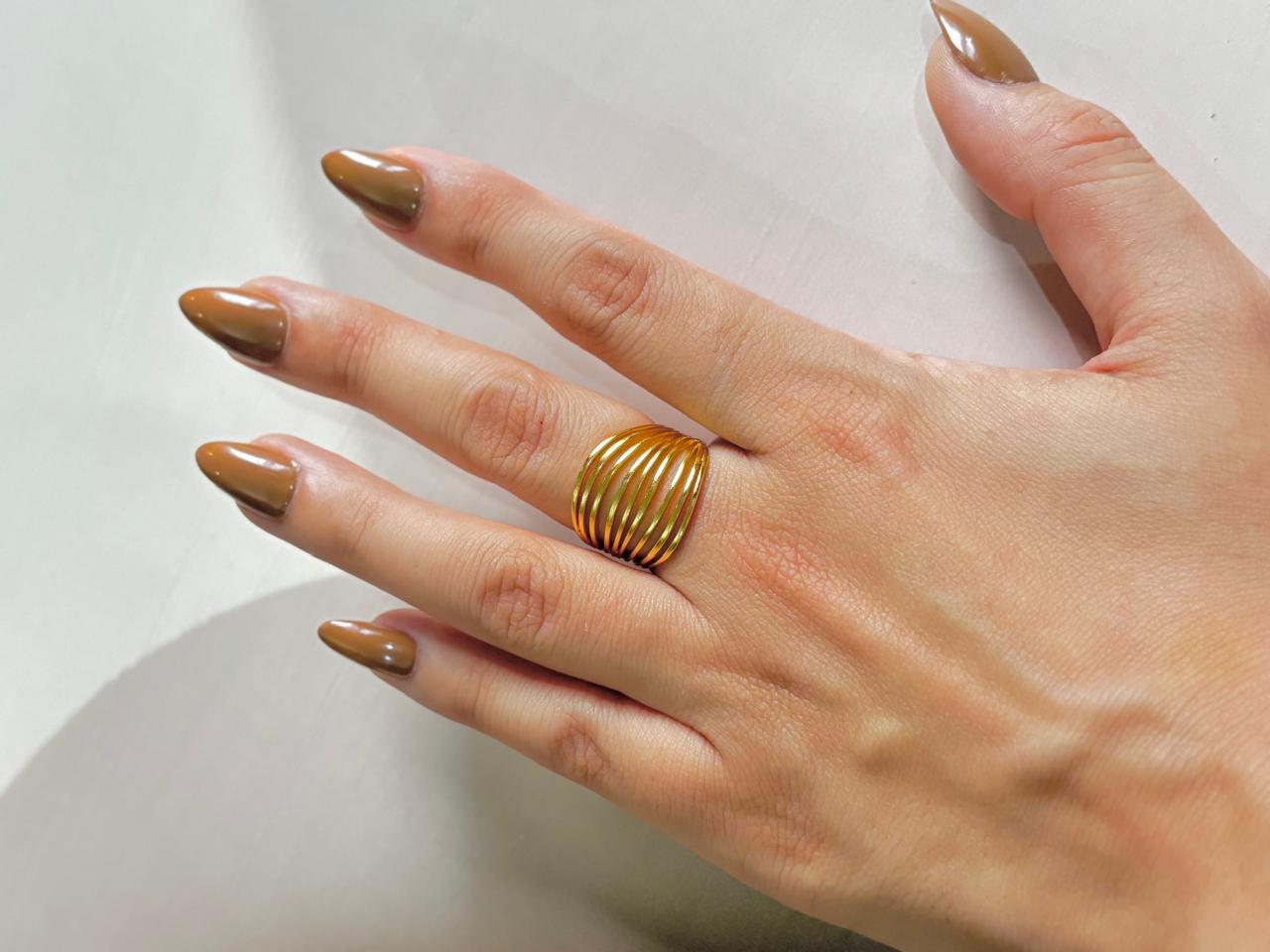 GOLDEN SPIRAL RING