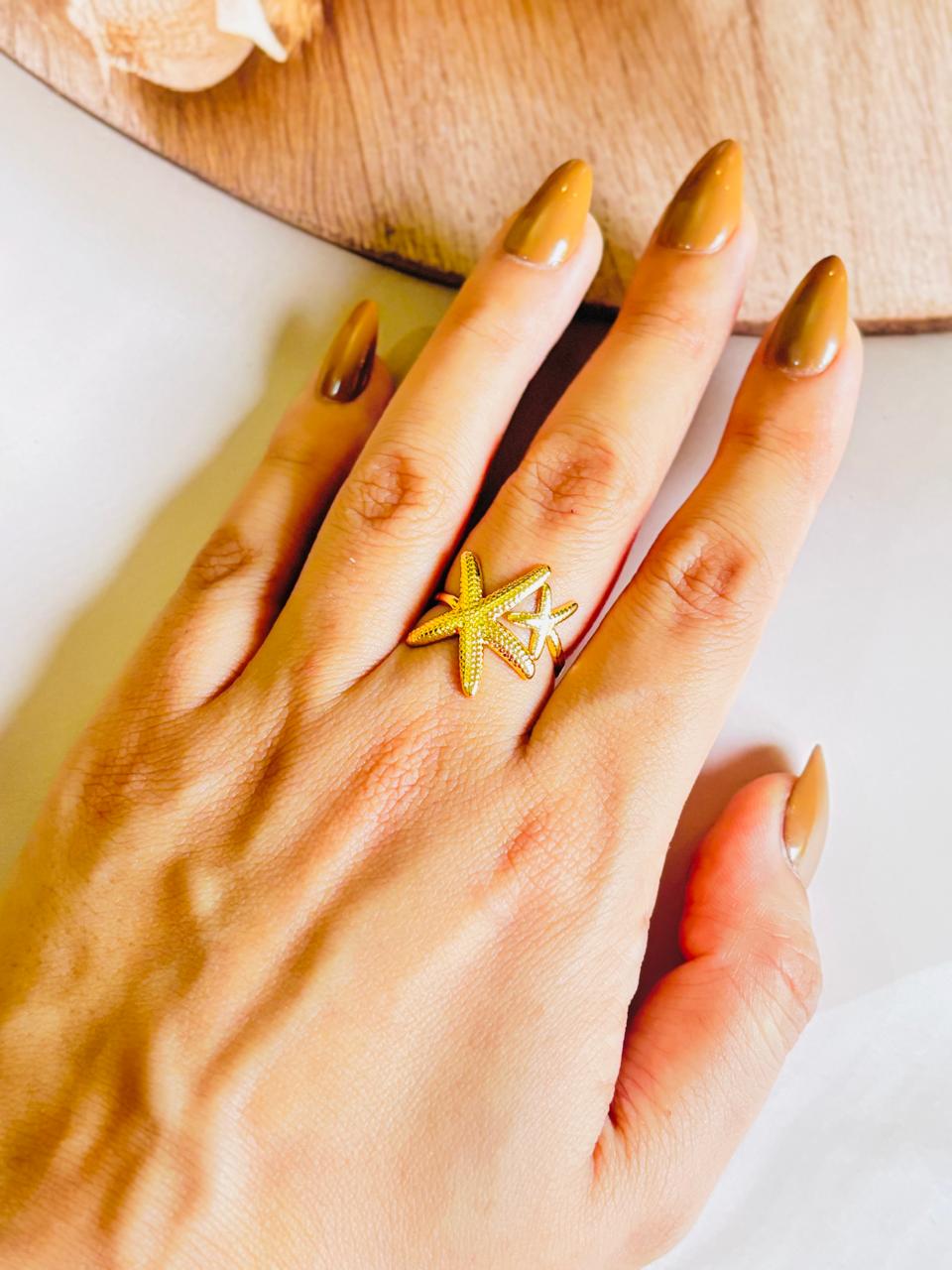 GOLDEN STAR FISH RING