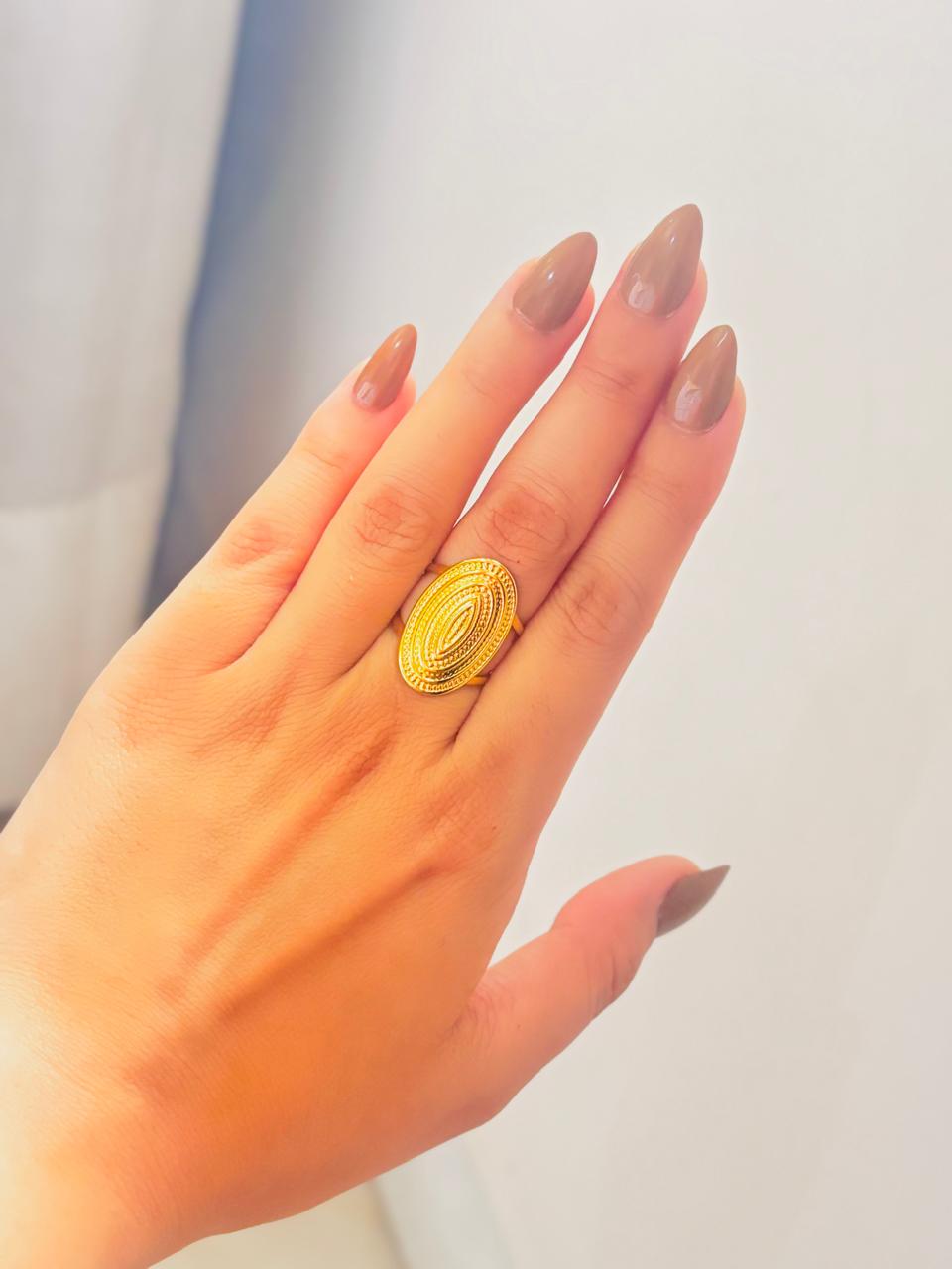 GOLDEN VINTAGE SWIRL RING