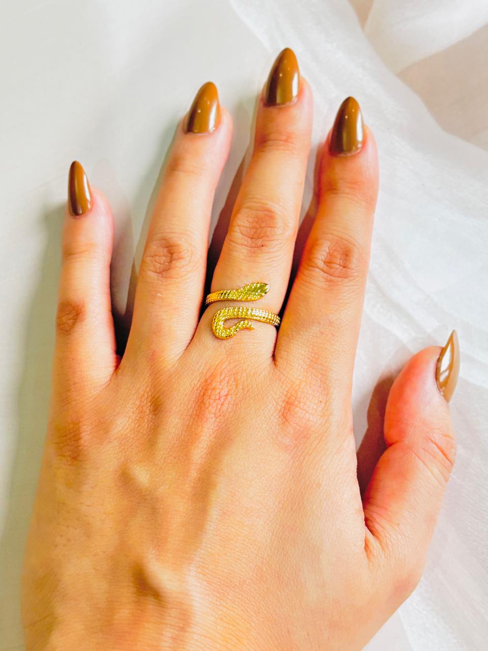 GOLDEN WILD COIL RING