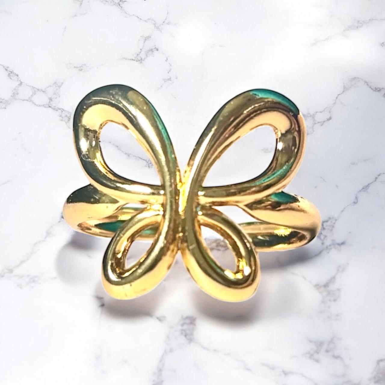 GOLDEN FLUTTER RING