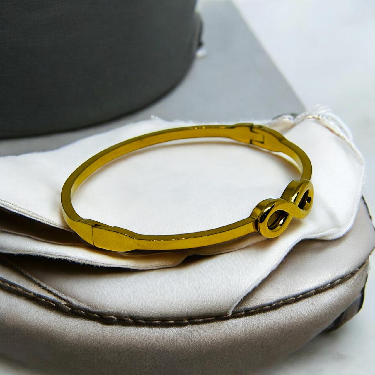 GOLDEN INFINITY BRACELET
