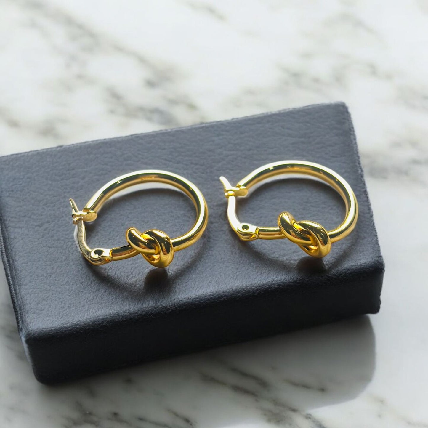 KNOTICAL HOOPS EARRINGS