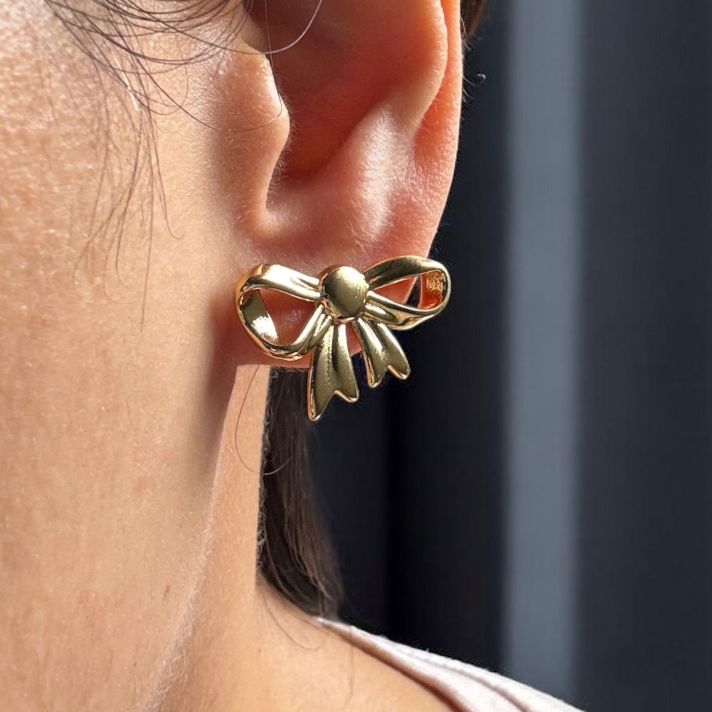 GOLDEN GRACE BOW STUDS EARRINGS