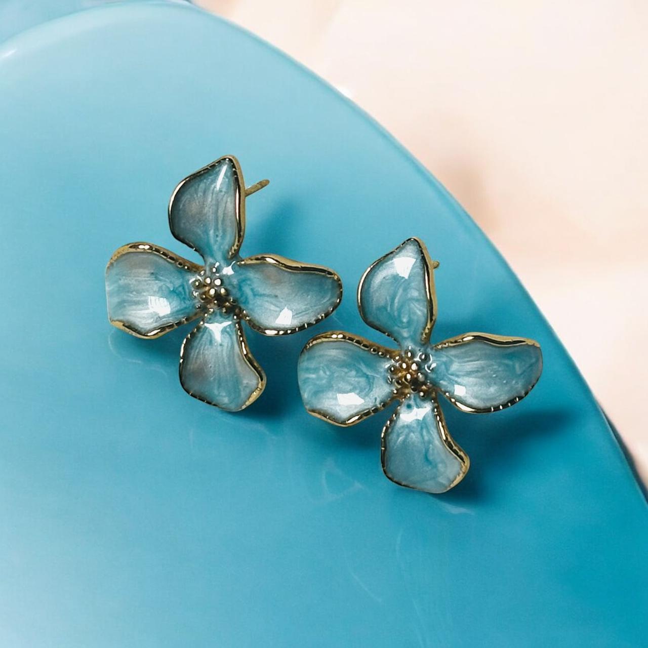 BLUE BREEZE BLOSSOMS STUDS EARRINGS