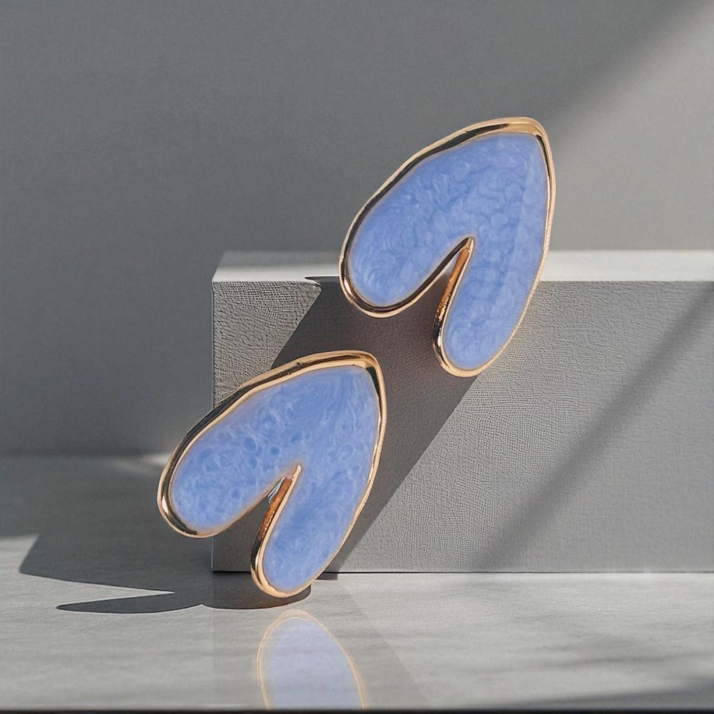SKY BLOOM HEART EARRINGS