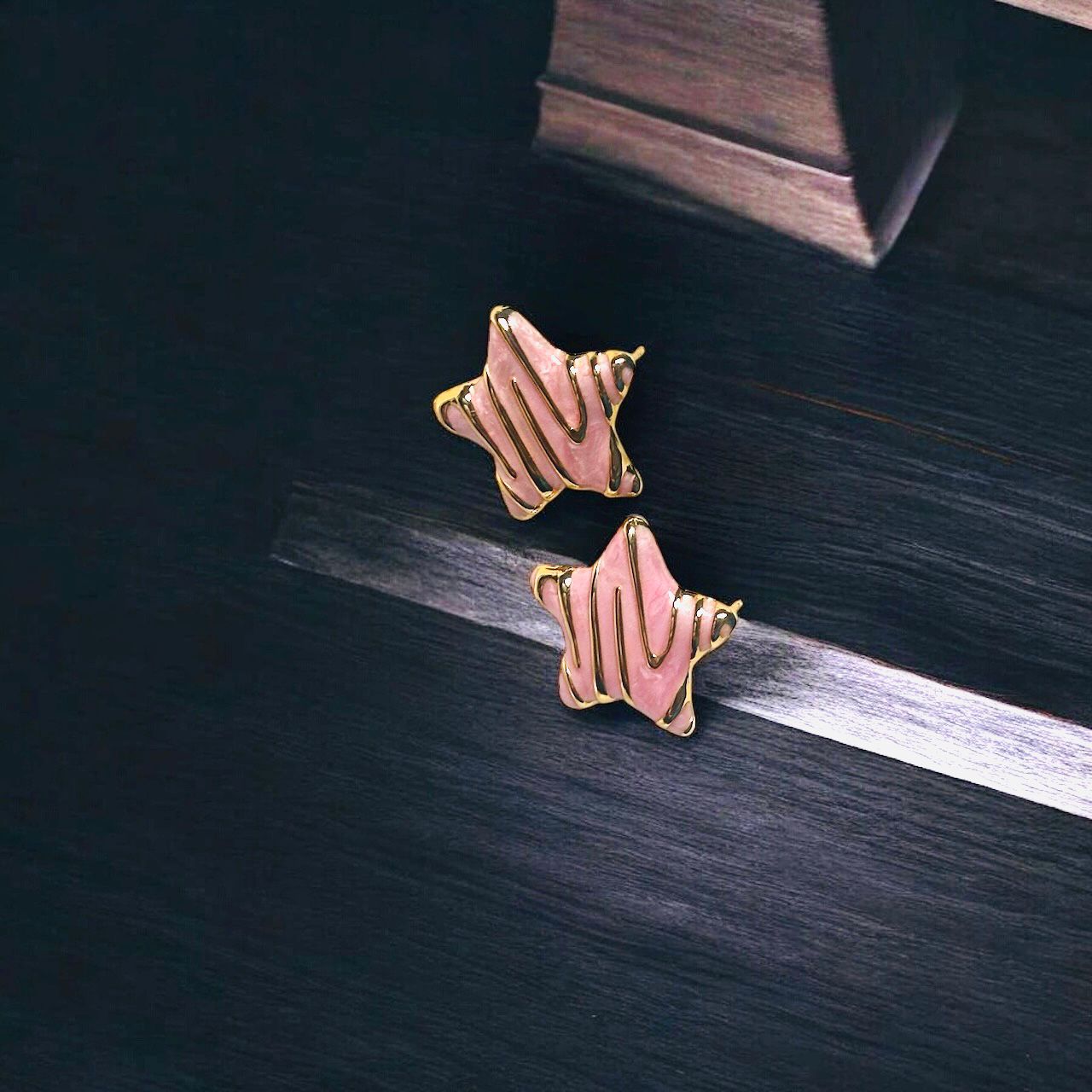 PINK DRIZZLE STAR EARRINGS