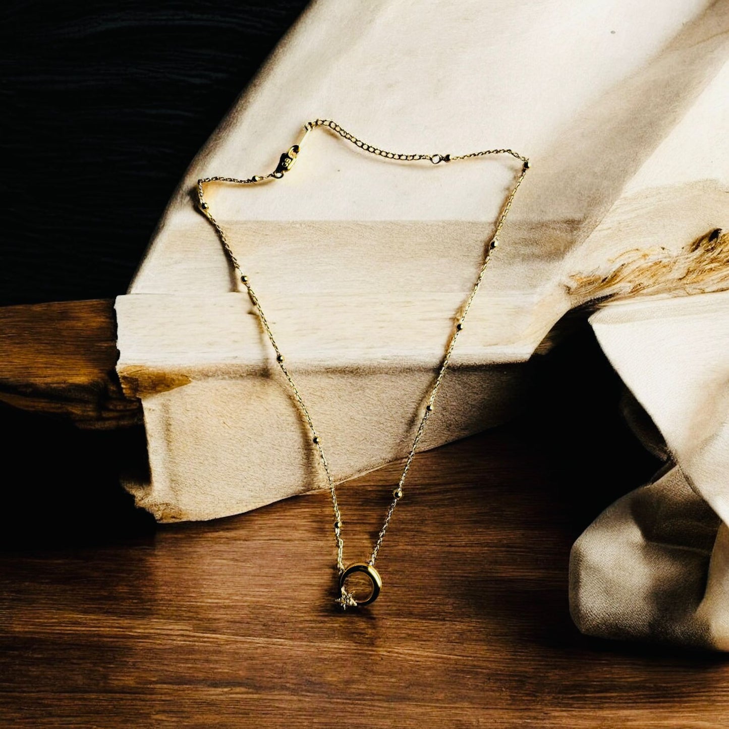 MOONLINK NECKLACE