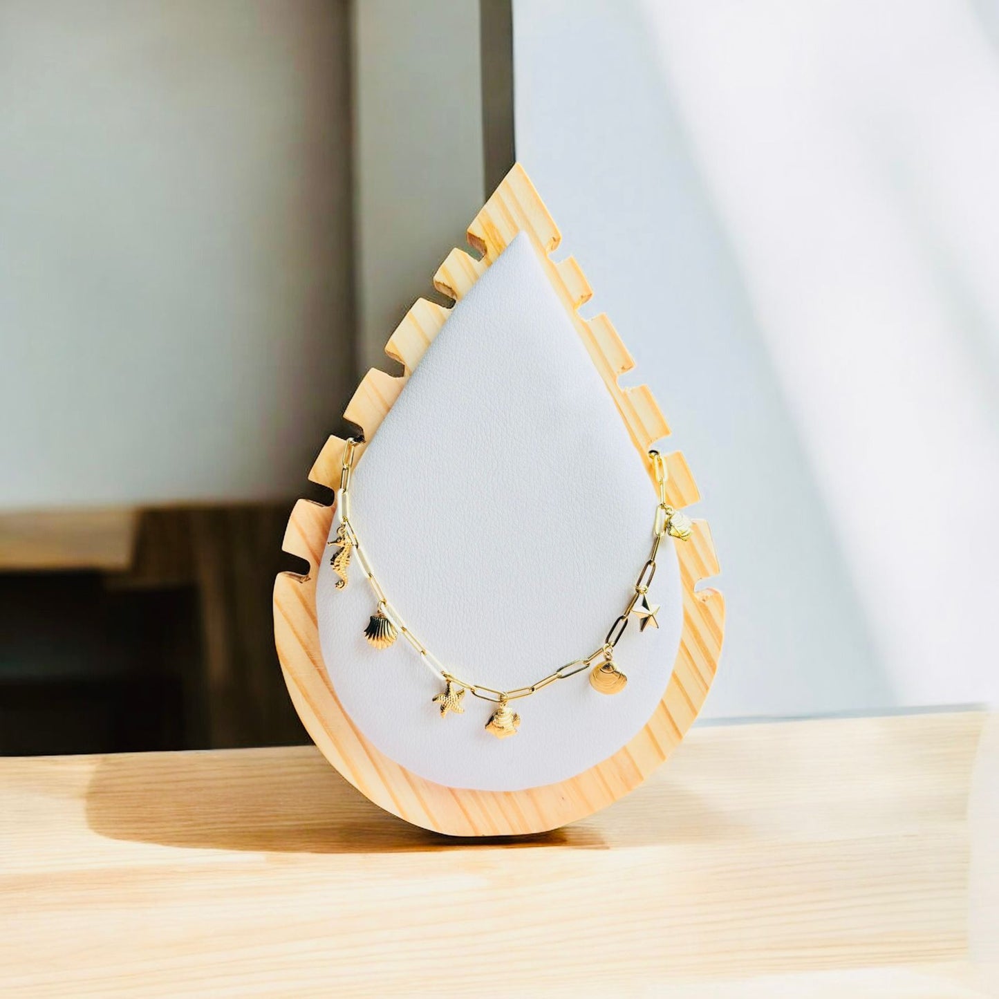 COASTAL DREAM CHARMS NECKLACE