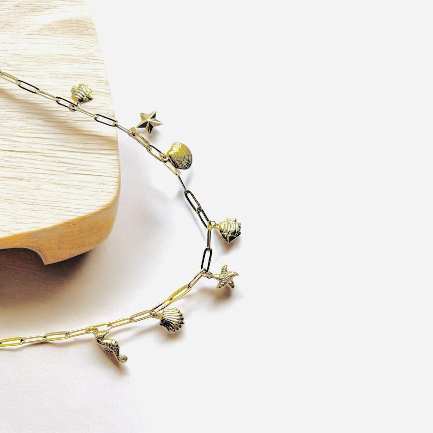 COASTAL DREAM CHARMS NECKLACE