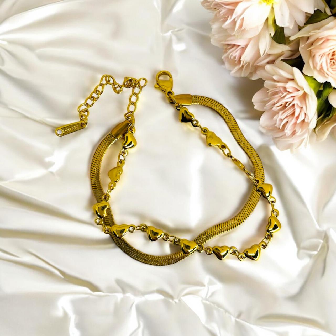 GOLDEN HEARTBEAT LAYERED BRACELET