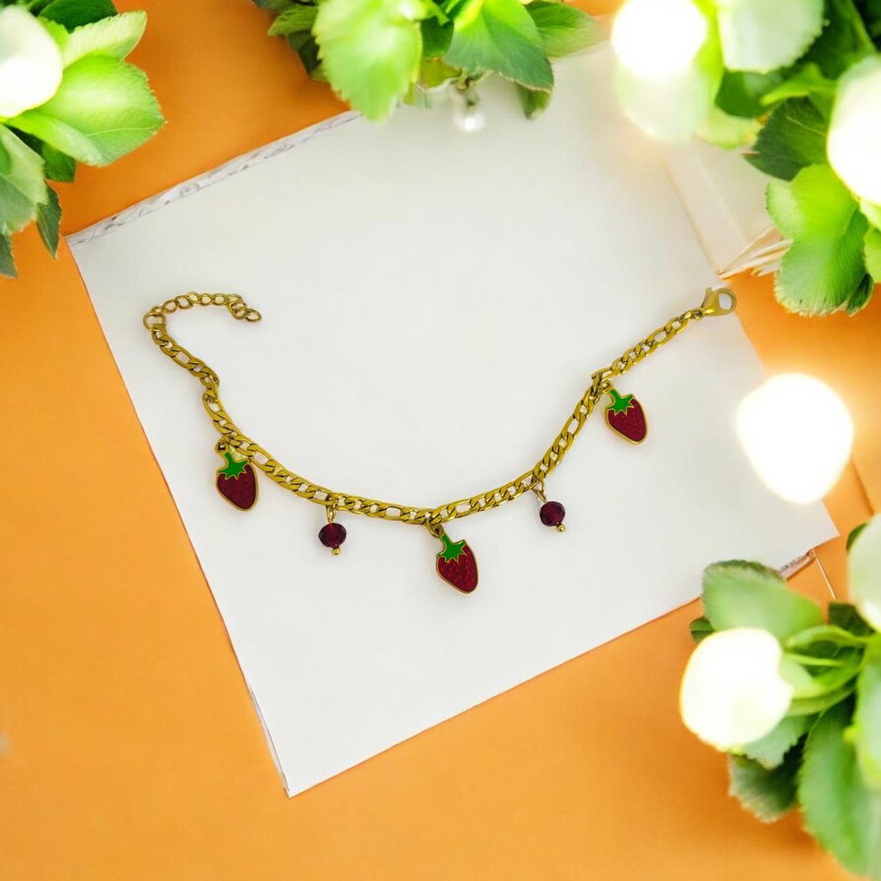 STRAWBERRY SPRINKLE CHARM BRACELET
