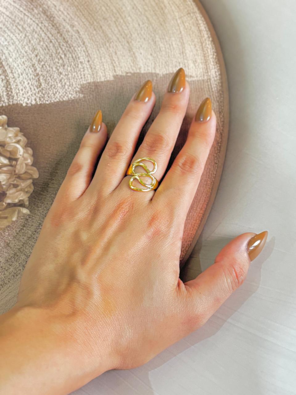 GOLDEN BARE BEAUTY RING