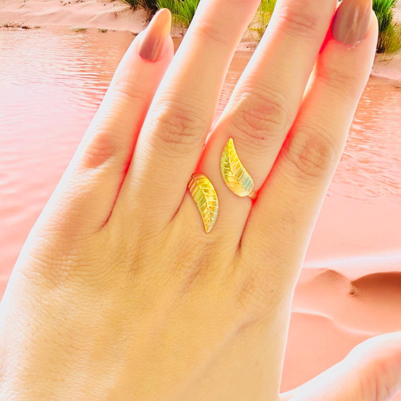 GOLDEN DOUBLE LEAF RING