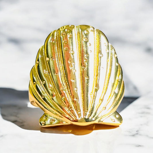 GOLDEN SHELL RING