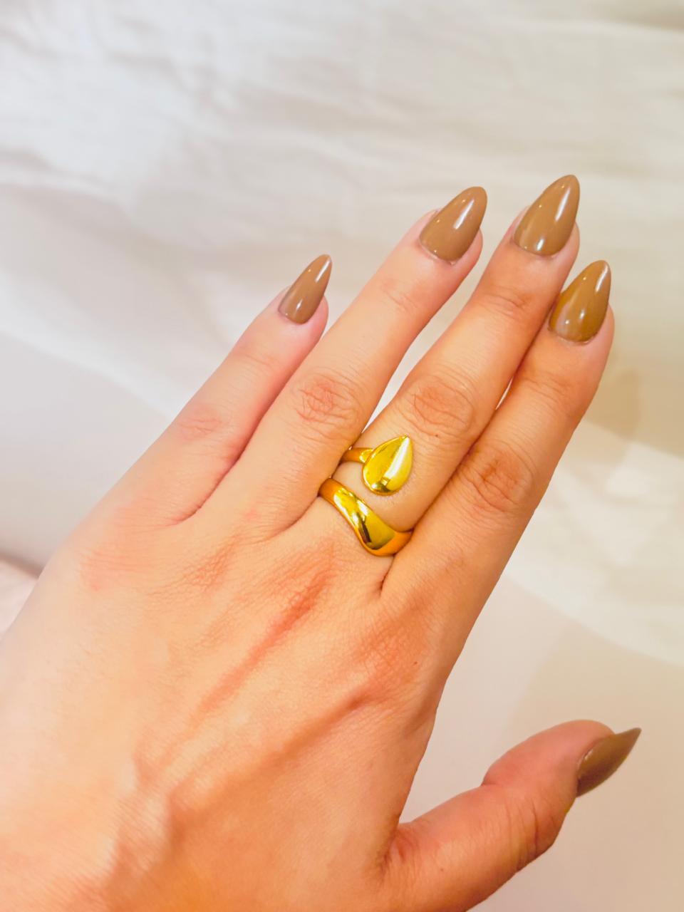 GOLDEN SILK BAND