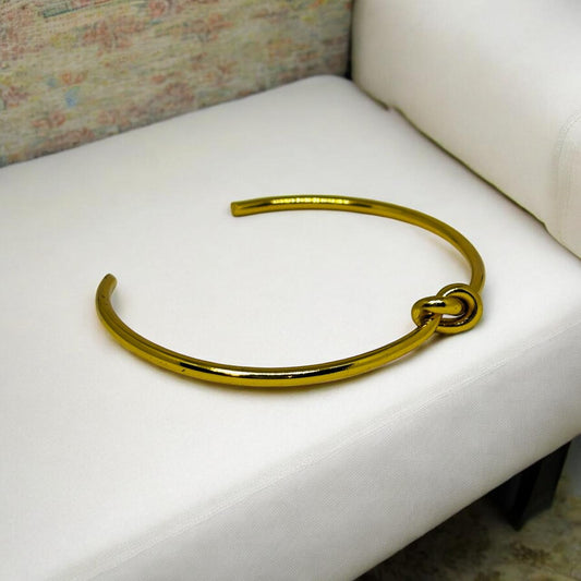 GOLDEN KNOT MINIMAL CUFF BRACELET