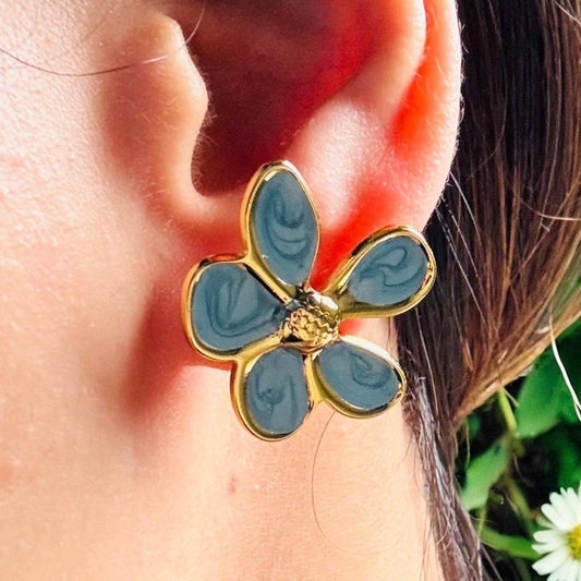 AQUA BLOOM STUDS EARRINGS