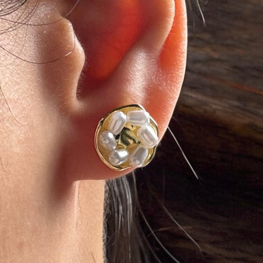 PEARL NEST STUDS EARRINGS
