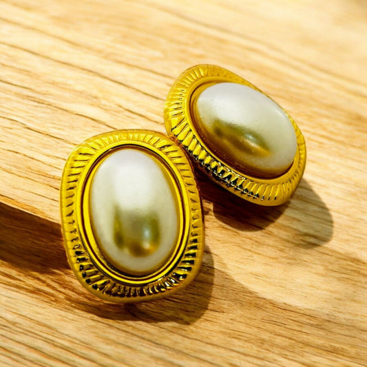 REGAL PEARL DOME STUDS EARRINGS