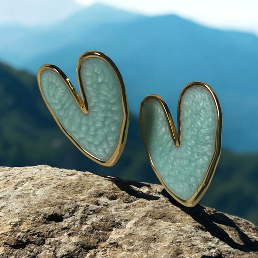 MINT WHISPER HEART EARRINGS