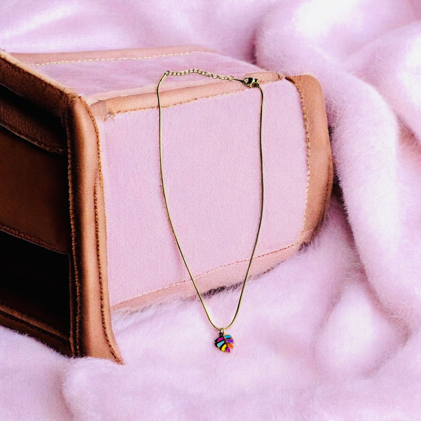 TROPICAL BLOOM ENAMEL PENDANT NECKLACE