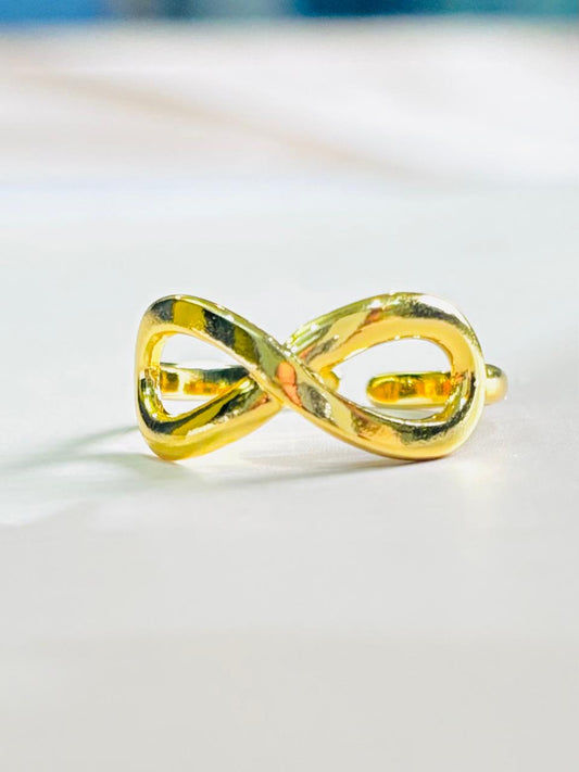 GOLDEN INFINITY RING