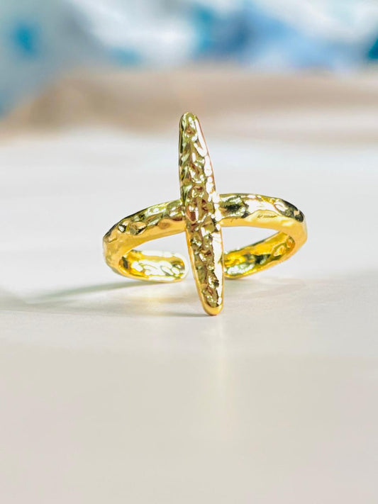 GOLDEN TEXTURED X RING