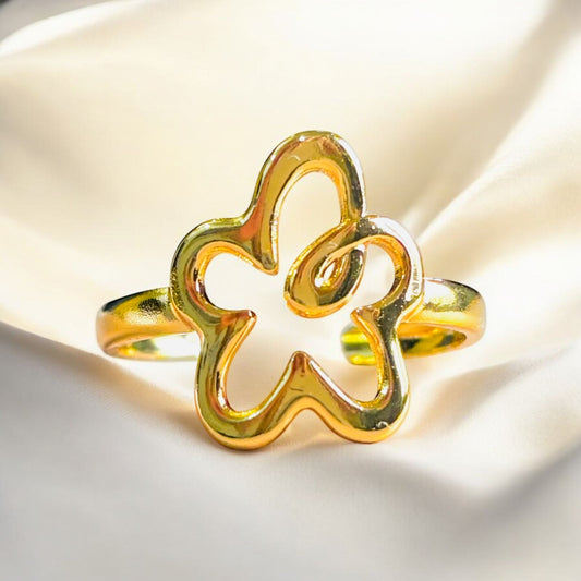 GOLDEN DOODLE FLOWER RING